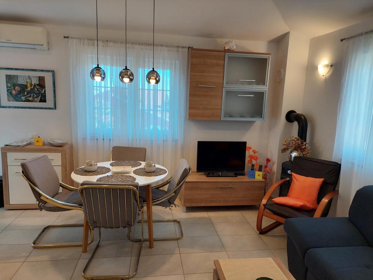 Lana Apartment Fazana Exterior photo