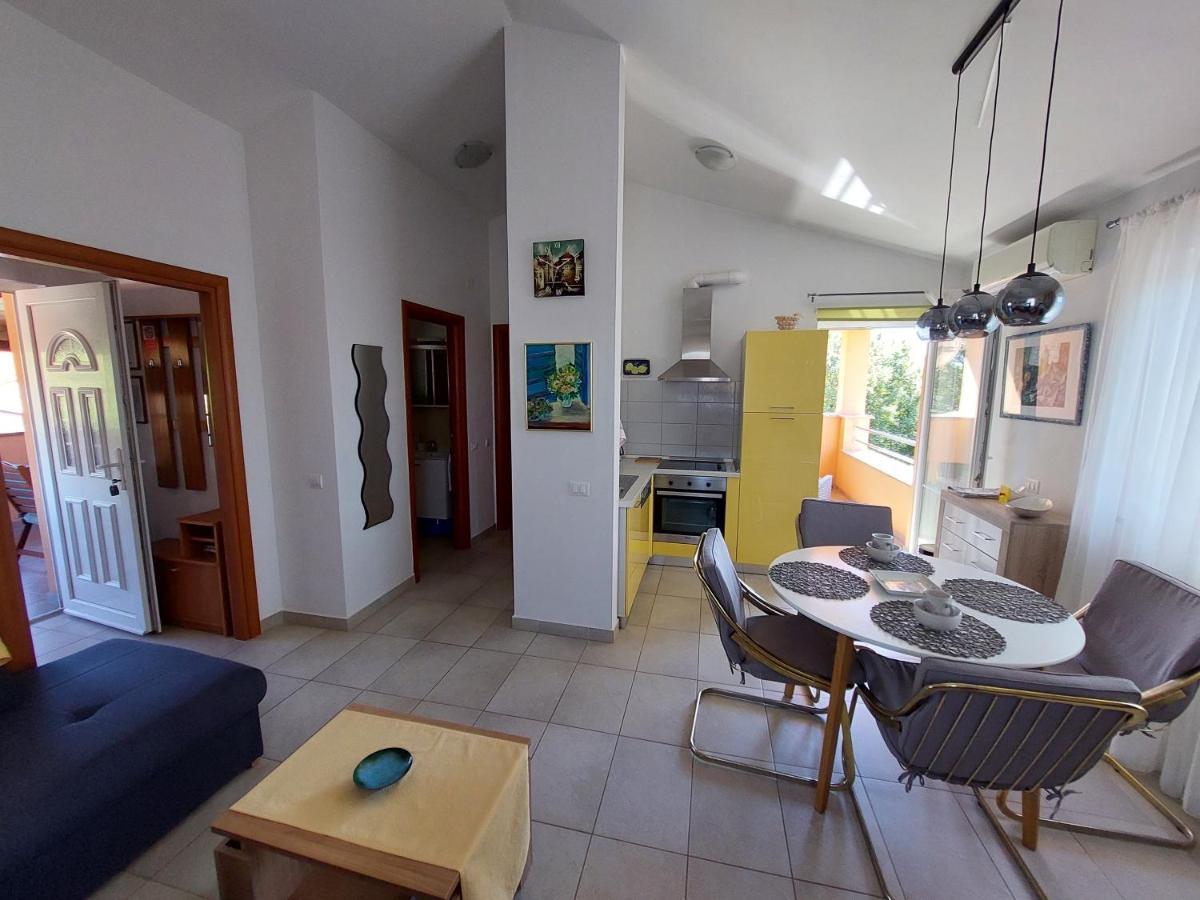 Lana Apartment Fazana Exterior photo